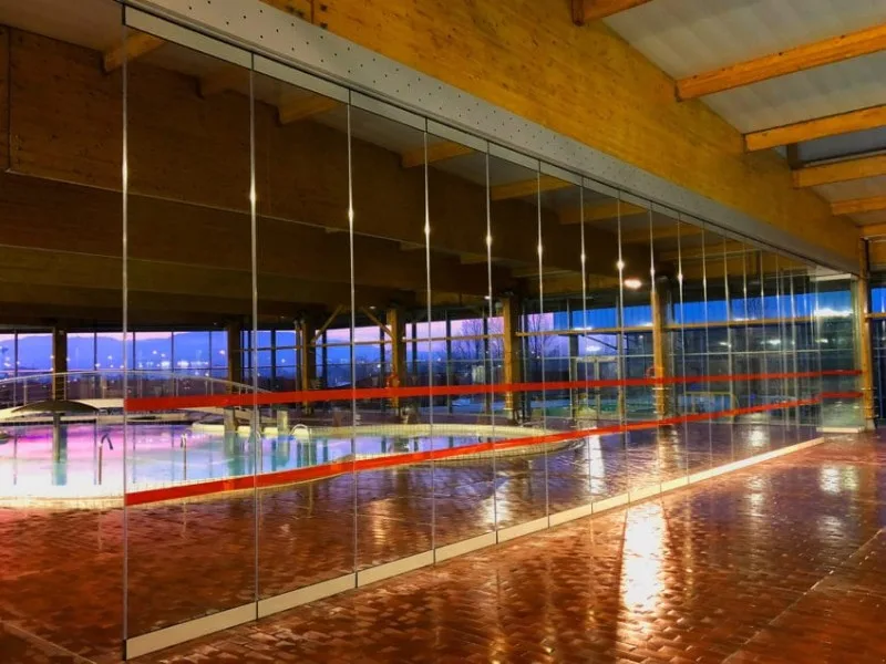 Cloison mobile TX-TABIGLASS TABIEXPERT 800x600 Cloison mobile TX-60 GLASS installée